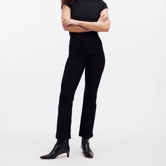 Petite Kick Out Crop Jeans - Picture 1 of 4